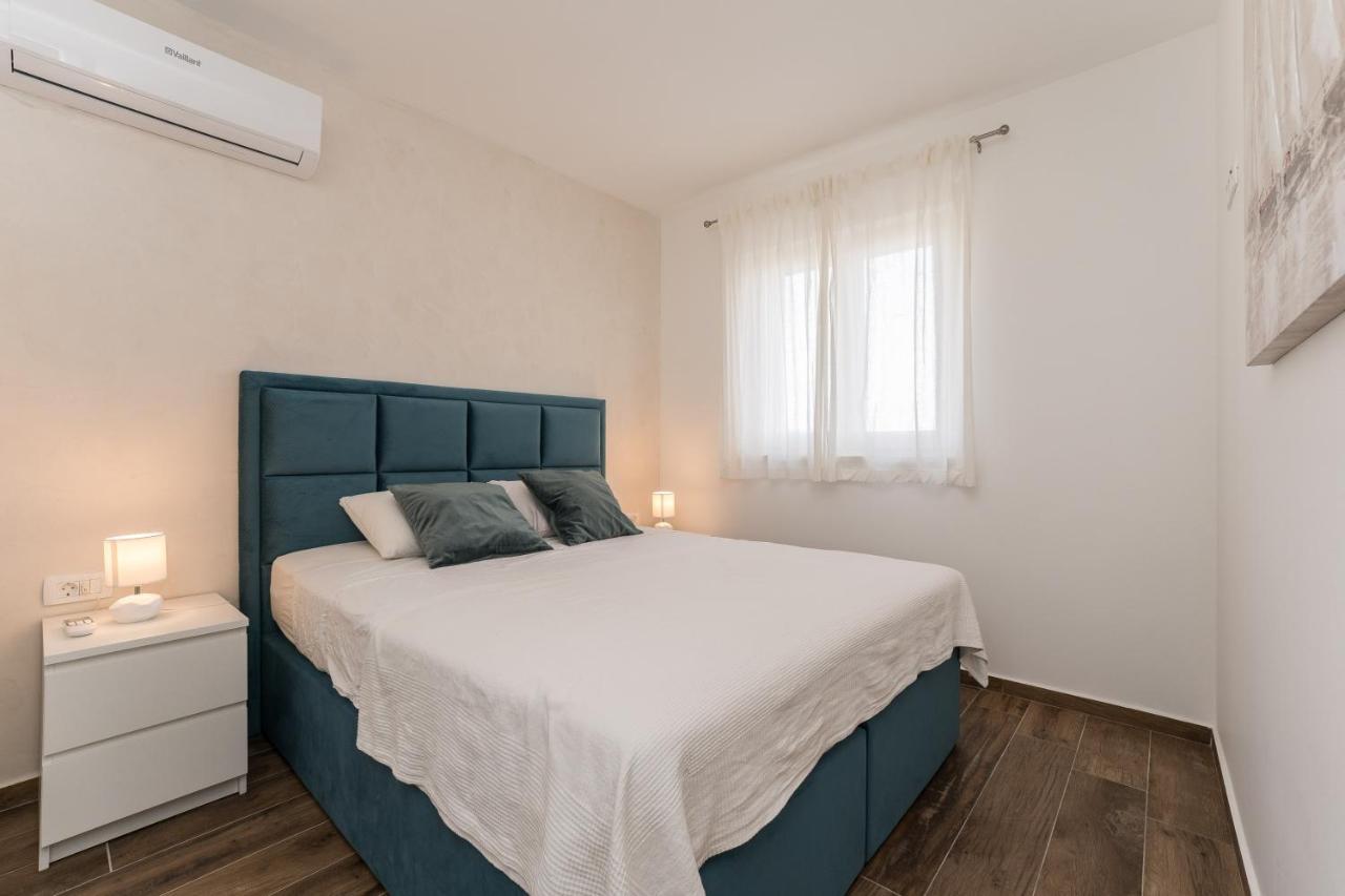 Luxury D Apartments Бибине Екстериор снимка