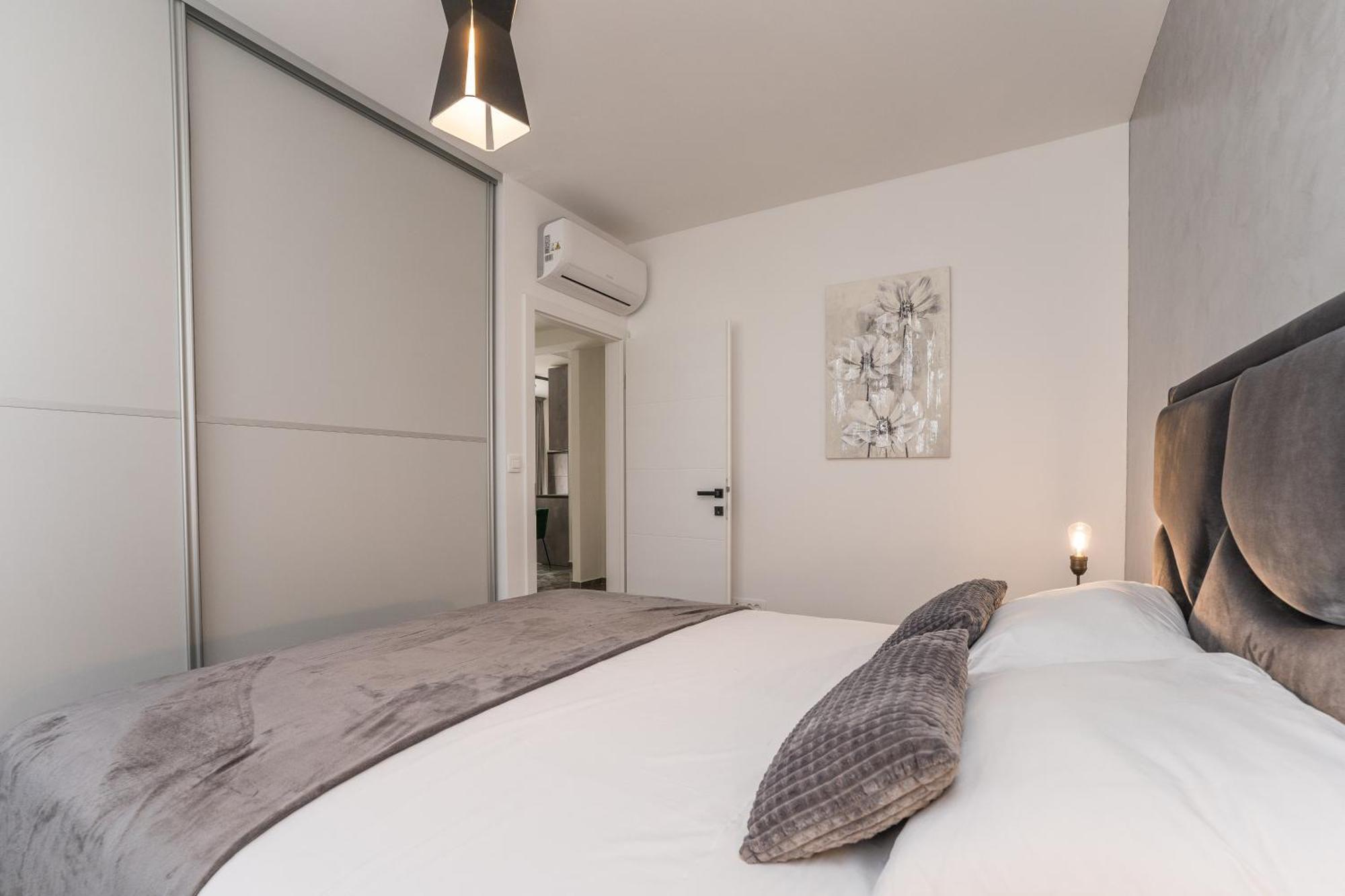 Luxury D Apartments Бибине Стая снимка