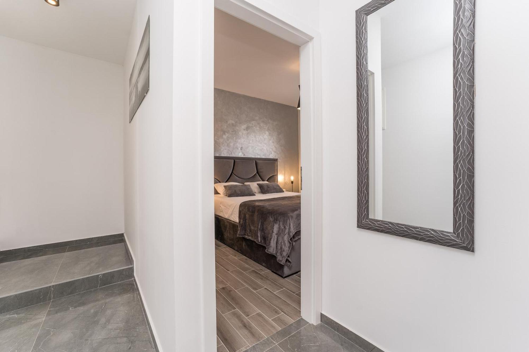 Luxury D Apartments Бибине Стая снимка